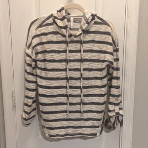 Mia & Tess‎ Striped Pullover Hoodie Size Medium
